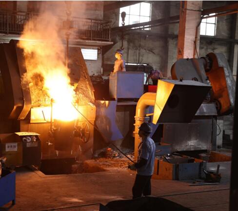 中頻(pín)電(diàn)爐